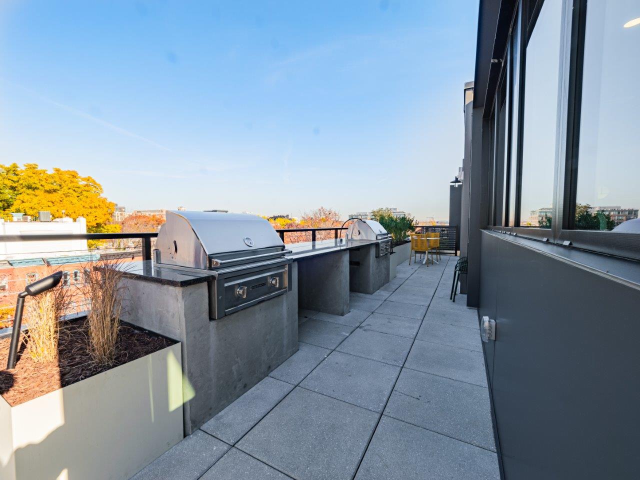 Capitol Rose Luxury Apartments in Washington, DC Rooftop Patio with BBQ's